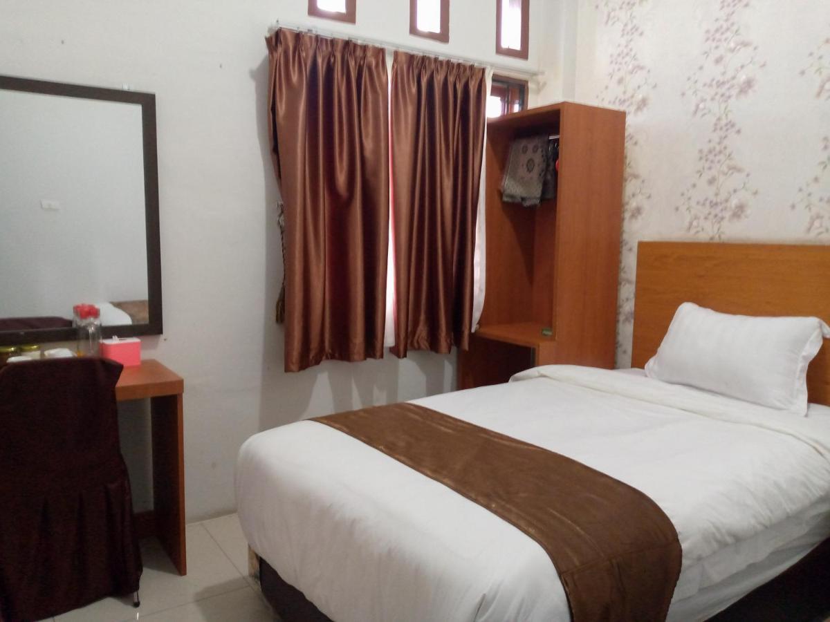 Hotel Belangi Syariah Taakengon Mitra Reddoorz Takengon Exterior foto